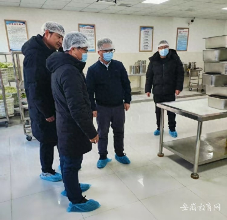 禹会区调研督导校园安全工作