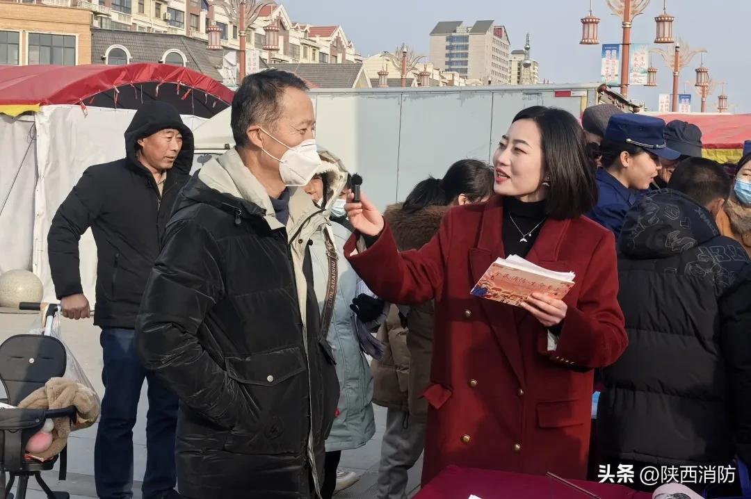 逛会!消防宣传开启赶集模式,深入农村送平安!