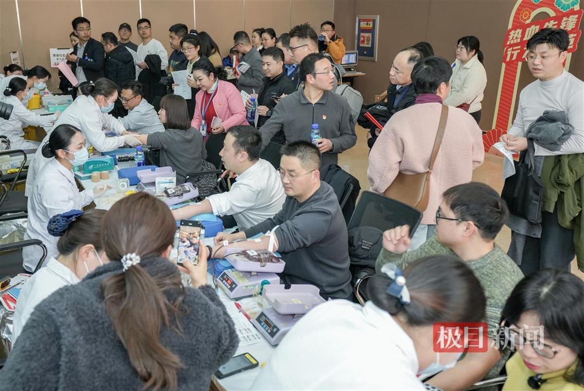热血先锋,行为世范!教育工作者化身热血勇士护航生命今日头