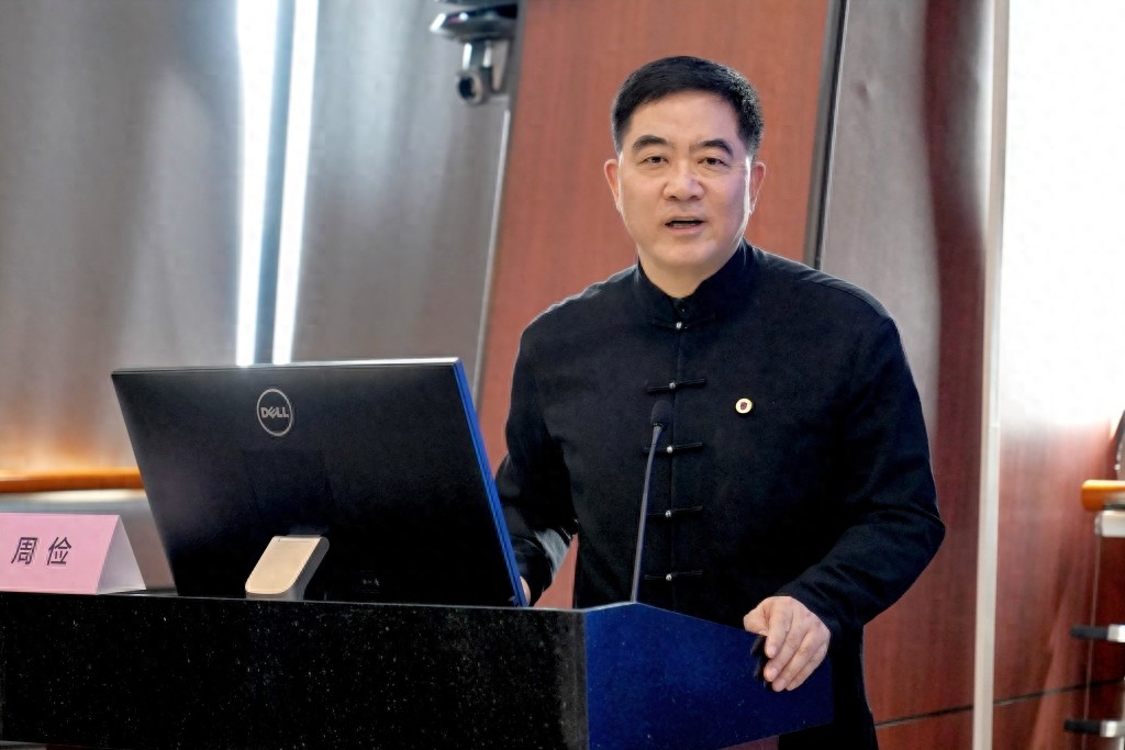 参与研发国内首个心血管专科大模型，院士葛均波谈AI医生今日