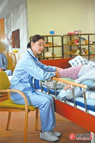 养老服务人才如何炼成——记者直击新疆农业职业技术大学的健康