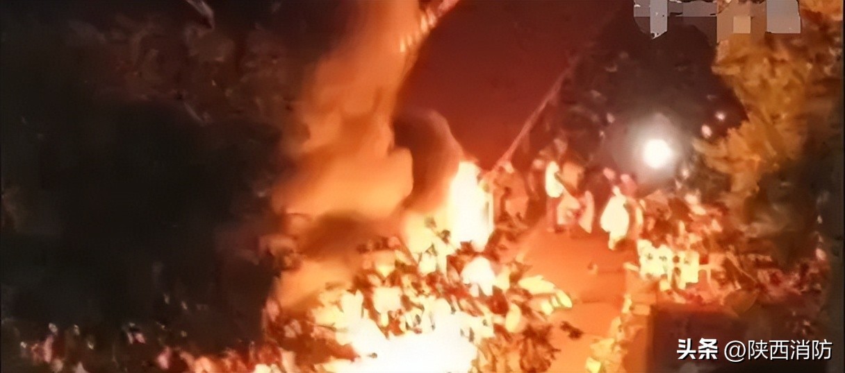 上百辆电动自行车被烧毁!近日连发多起,这些细节值得警惕→